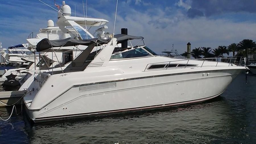 1993 Sea Ray Sundancer 50 ft yacht for sale in Fort Lauderdale, Florida