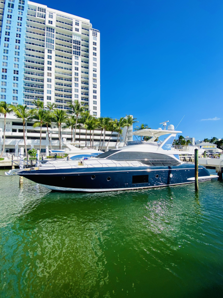 2018 Azimut Flybridge 66 ft yacht for sale in Miami Beach, Florida