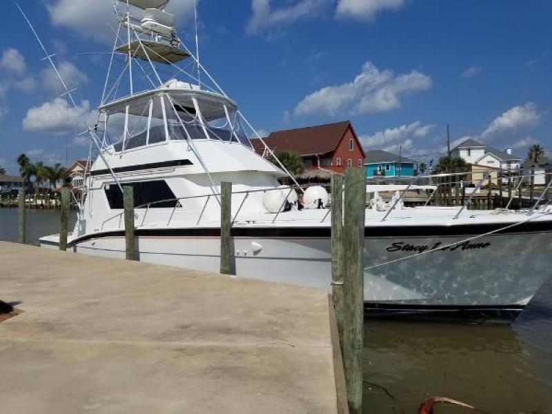 1988 Hatteras Convertible 55 ft yacht for sale in Galveston, Texas