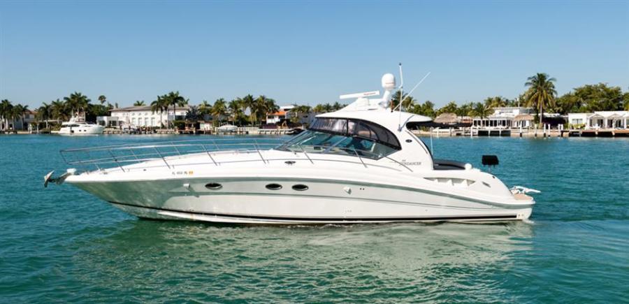 2004 Sea Ray 420 Sundancer 42 ft yacht for sale in Miami, Florida