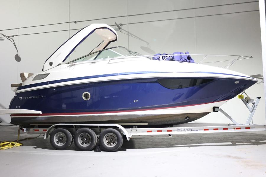 2017 Regal Express 28 ft yacht for sale in Dartmouth, Nova Scotia