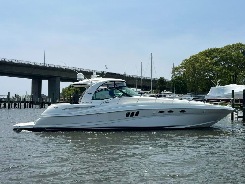 2007 Sea Ray Custom 52 ft yacht for sale in Old Saybrook, Connecticut