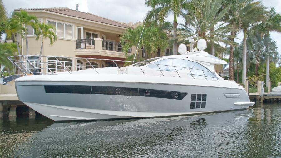 2013 Azimut 55S 55 ft yacht for sale in Lighthouse Point, Florida