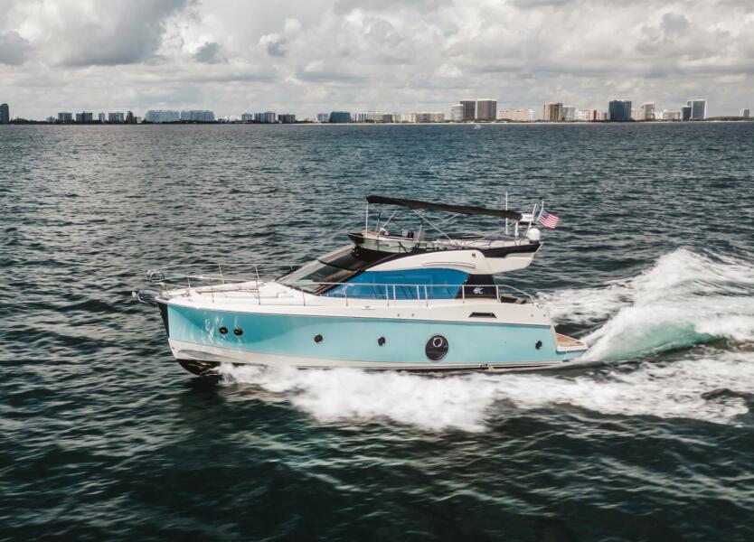 2015 Beneteau Monte Carlo 5 50 ft yacht for sale in Stuart