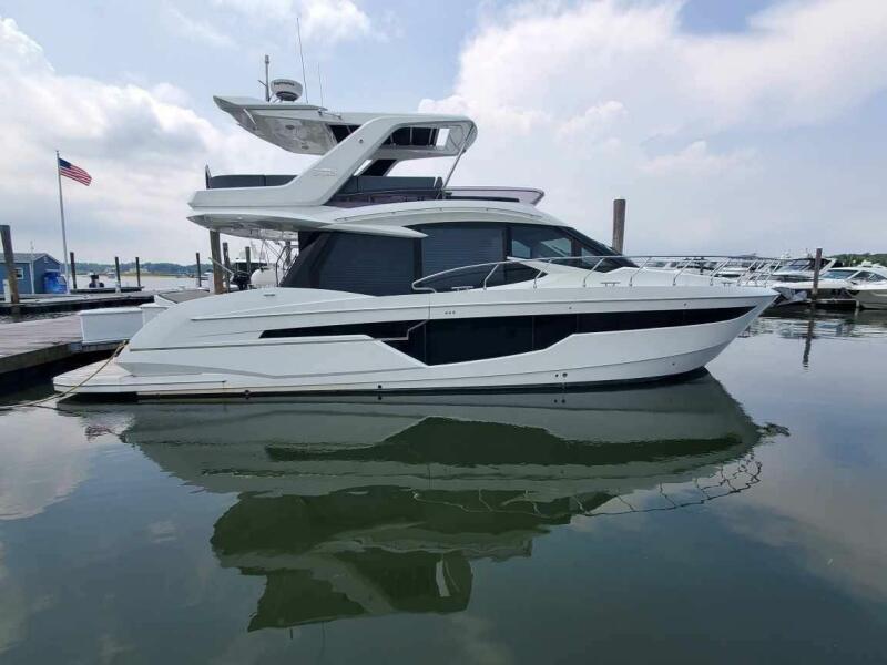 2020 Galeon 500 Fly 53 ft yacht for sale in Stuart