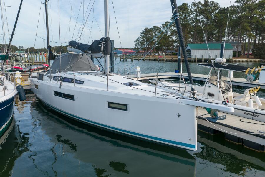 2023 Jeanneau Sun Odyssey 410 41 ft yacht for sale in Deltaville, Virginia
