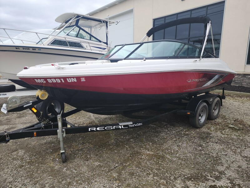 2019 Regal 20 ft yacht for sale in Fair Haven, Michigan