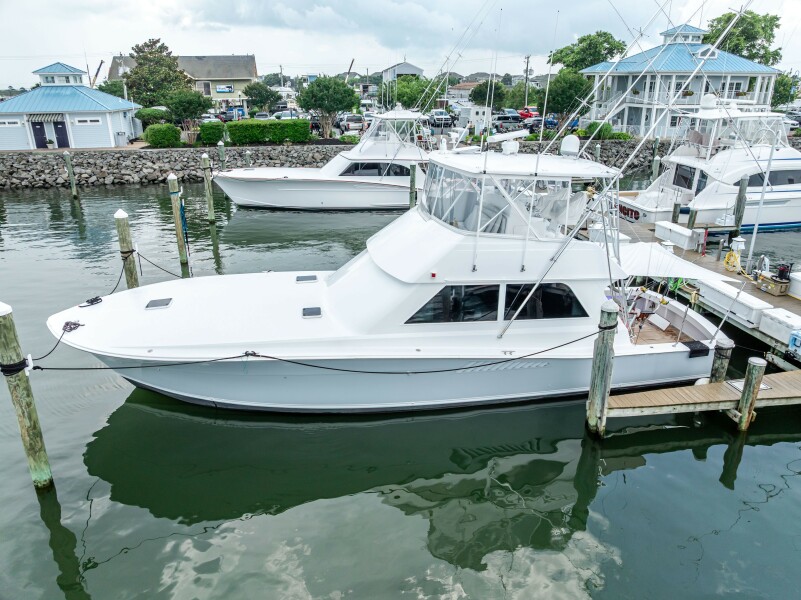 1995 Viking 50 ft yacht for sale in Edgewater, Maryland