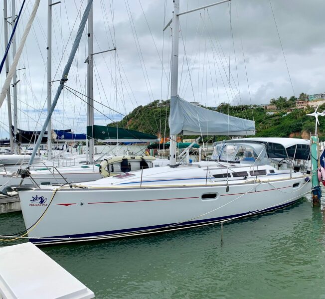 2010 Jeanneau 42 ft yacht for sale in Fajardo