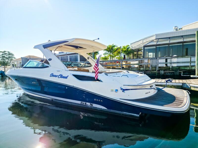 2015 Sea Ray 350 SLX 35 ft yacht for sale in Monnouth Beach, New Jersey