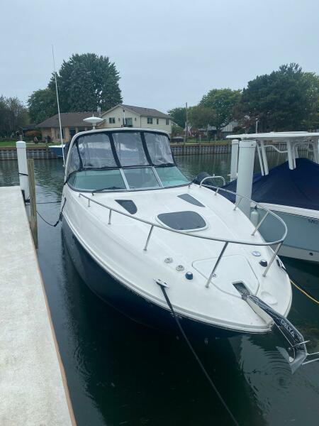 2018 Sea Ray 260 Sundancer 26 ft yacht for sale in Harrison Township, Michigan