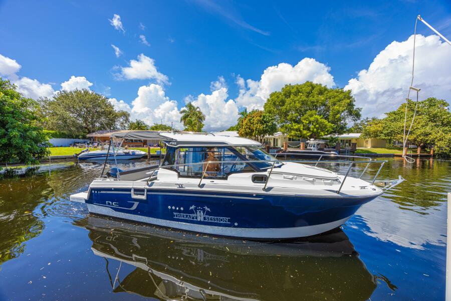 2022 Jeanneau NC 795 Series 2 26 ft yacht for sale in Lauderdale By the Sea, Florida