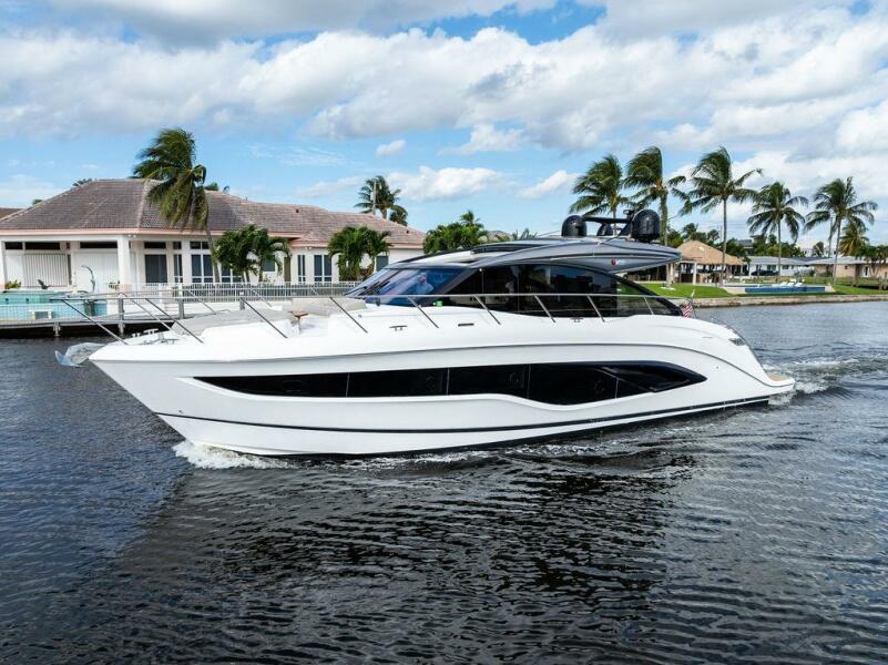 2021 Princess V55 55 ft yacht for sale in Lighthouse Point , Florida