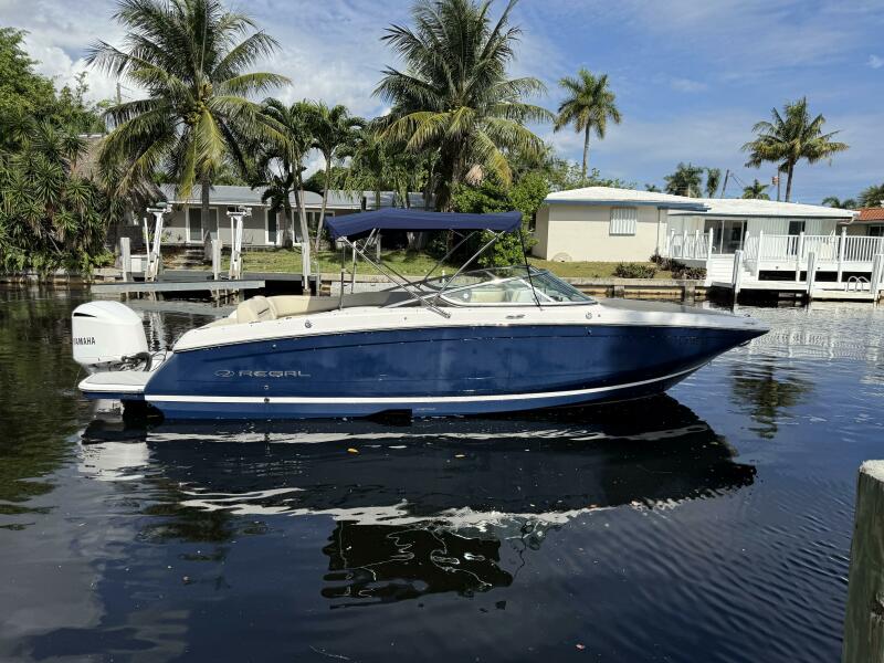 2021 Regal 26 OBX 27 ft yacht for sale in Pompano Beach, Florida