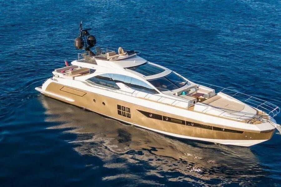 2016 Azimut 77S 77 ft yacht for sale in Castel Volturno