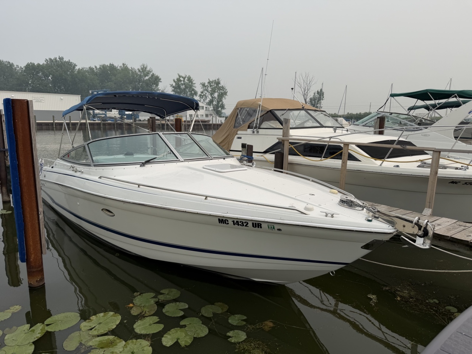 2006 Formula 280 SS 28 ft yacht for sale in Harrison Township, Michigan