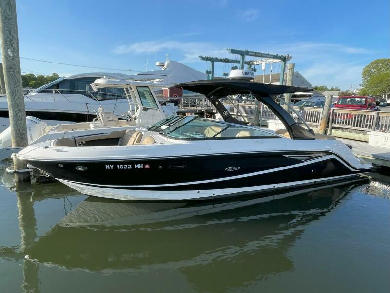 2021 Sea Ray 280SLX 28 ft yacht for sale in Westbrook, Connecticut, Connecticut