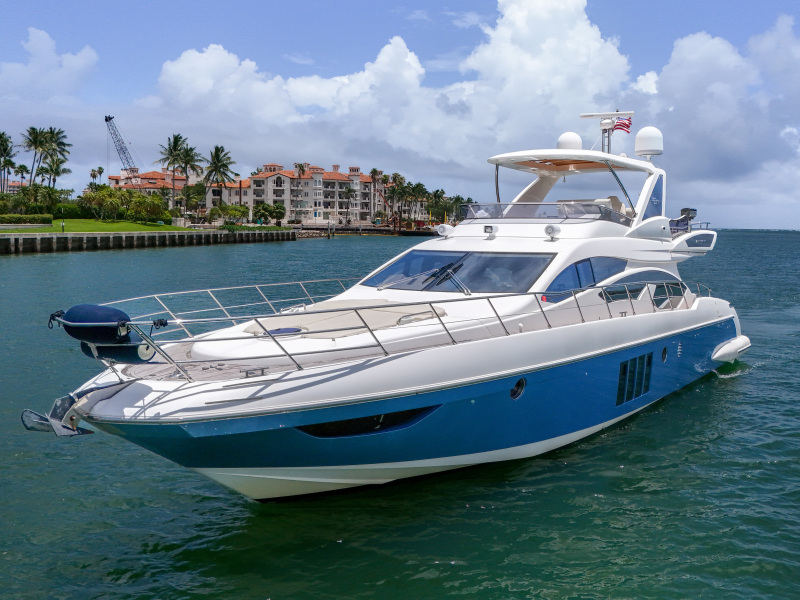 2012 Azimut 64 FLY 64 ft yacht for sale in Pompano Beach, Florida