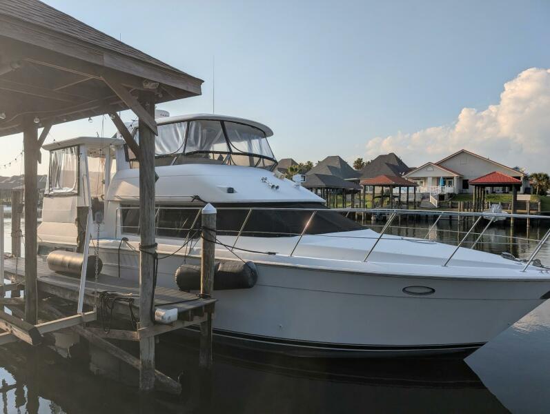 1996 Carver 455 Aft Cabin 45 ft yacht for sale in Slidell, Louisiana