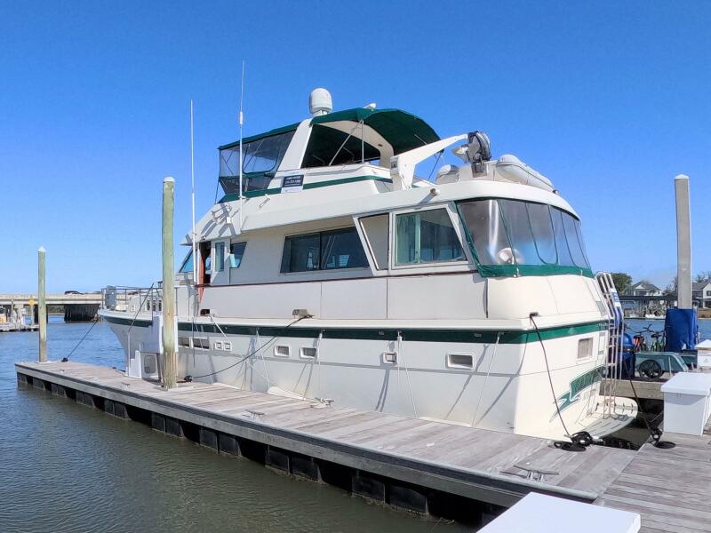 1987 Hatteras 54MY 54 ft yacht for sale in St. Simons, Georgia