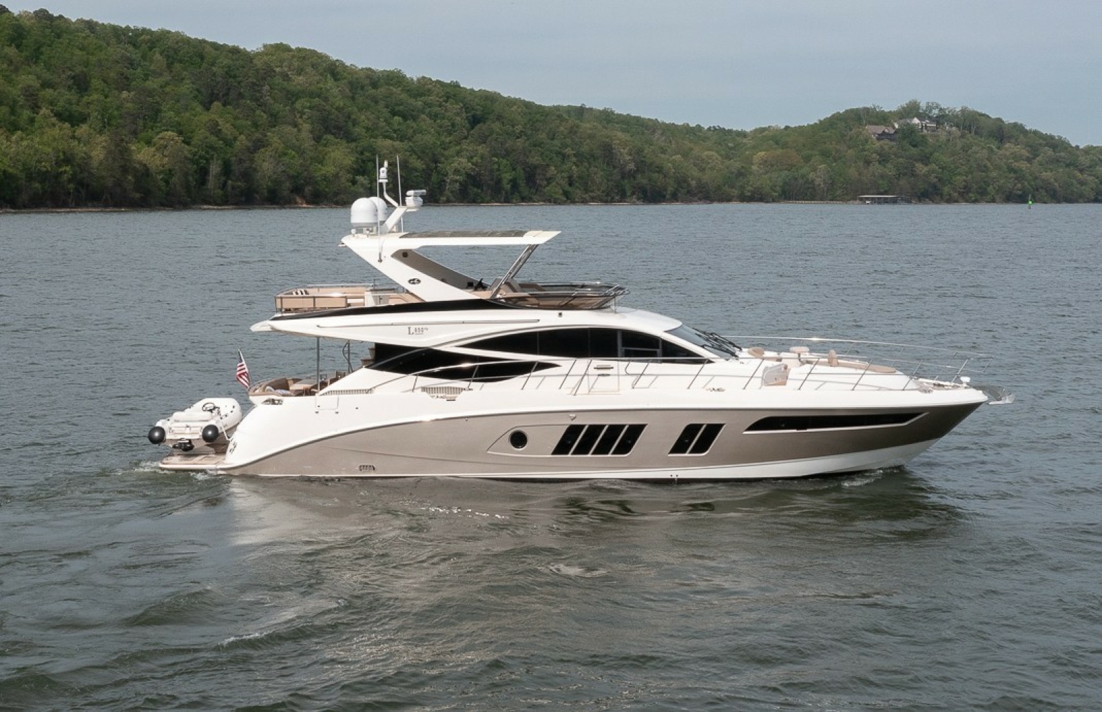 2018 Sea Ray L650 FLY 65 ft yacht for sale in Chattanooga, Tennessee