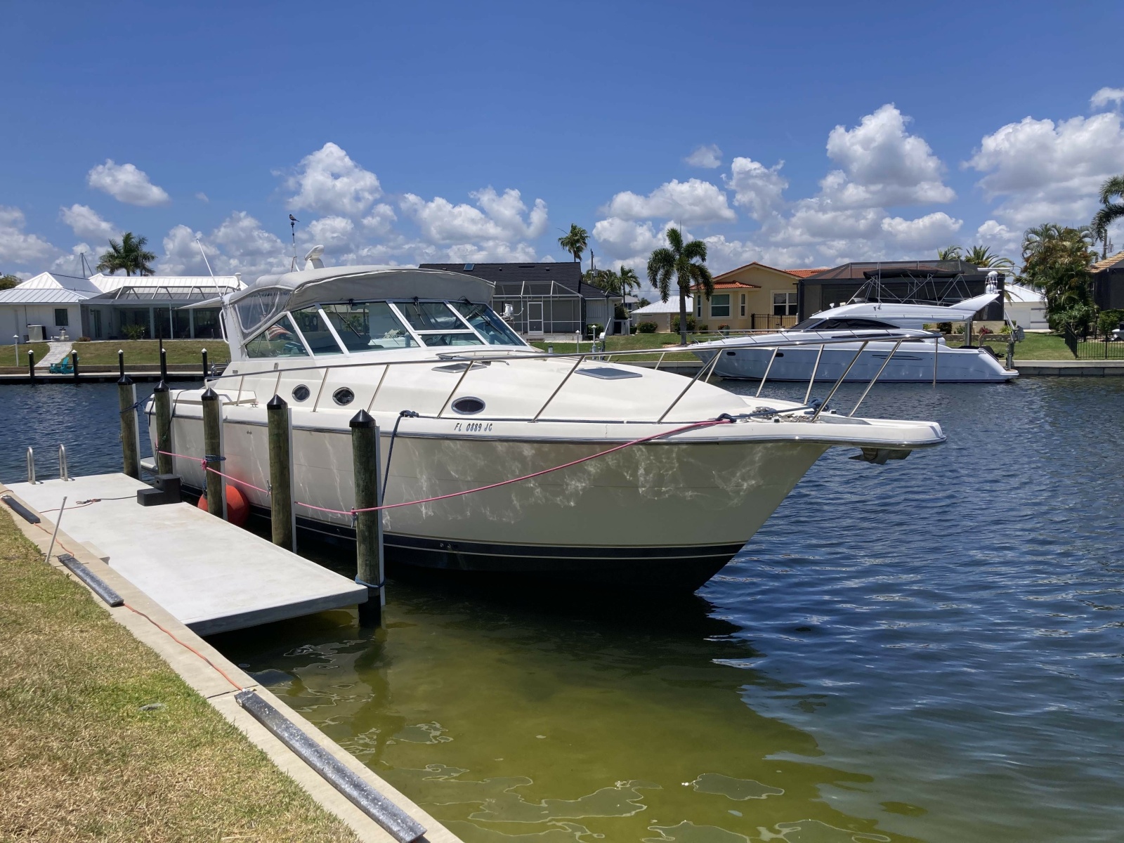 1995 Tiara Yachts 4000 40 ft yacht for sale in Punta Gorda, Florida