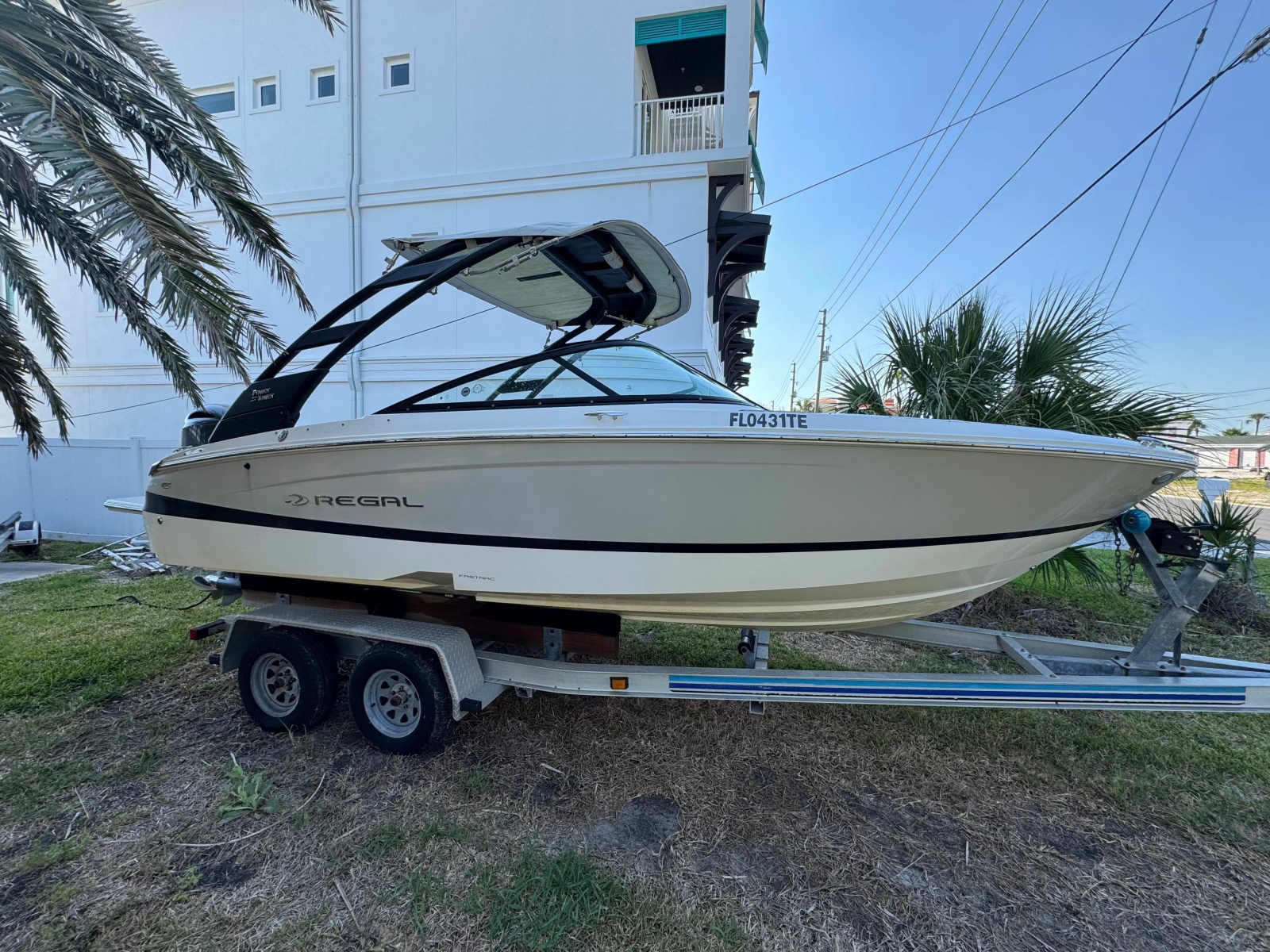 2022 Regal LX2 22 ft yacht for sale in Treasure Island, Florida