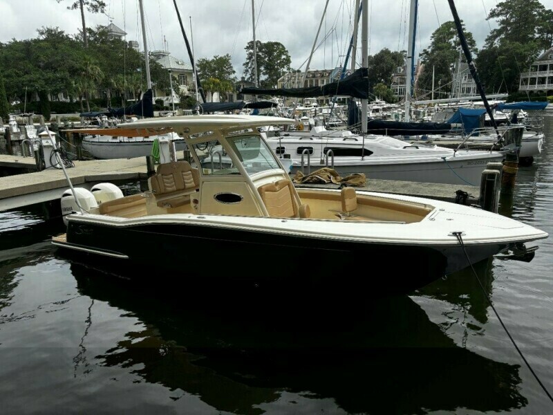 2019 Scout 255 LXF 25 ft yacht for sale in Bluffton, South Carolina