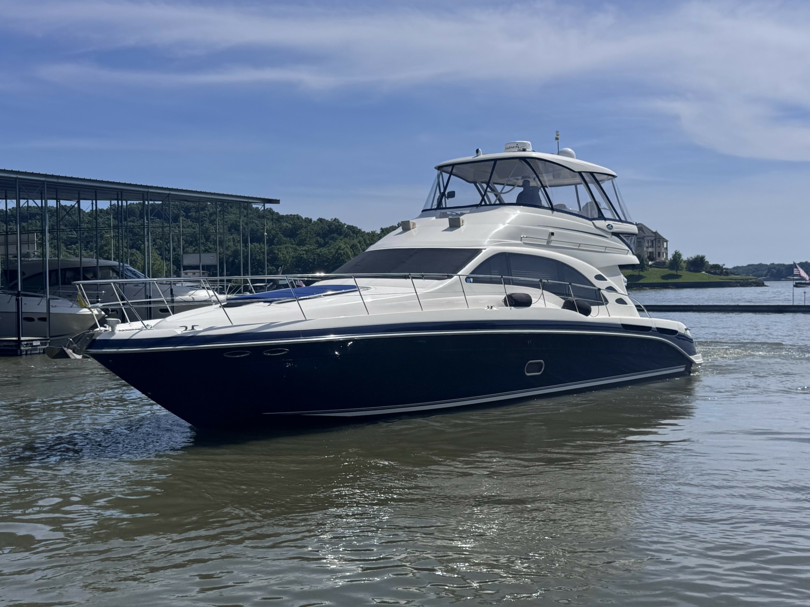 2005 Sea Ray 550 SEDAN BRIDGE 58 ft yacht for sale in Lake Ozark, Missouri