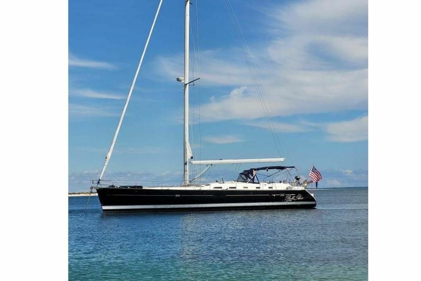 2007 Beneteau Oceanis 523 52 ft yacht for sale in Charlevoix, Michigan