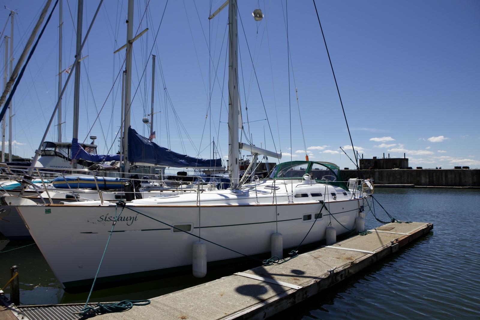 2005 Beneteau 423 42 ft yacht for sale in Seattle, Washington