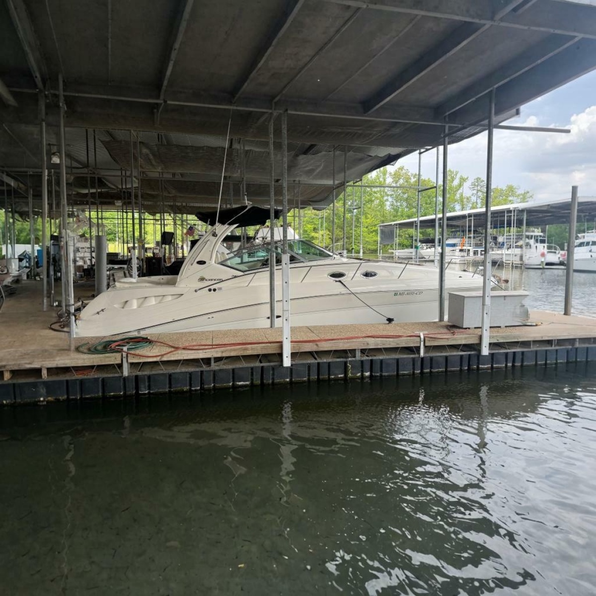 2003 Sea Ray 340 Sundancer 34 ft yacht for sale in Counce, Tennessee