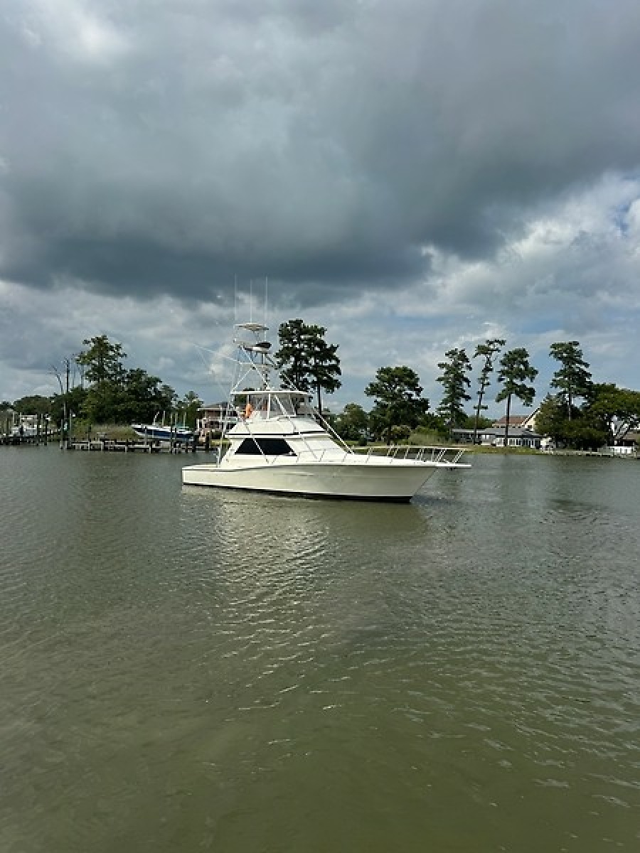 1990 Viking 43 Convertible 43 ft yacht for sale in Poquoson, Virginia