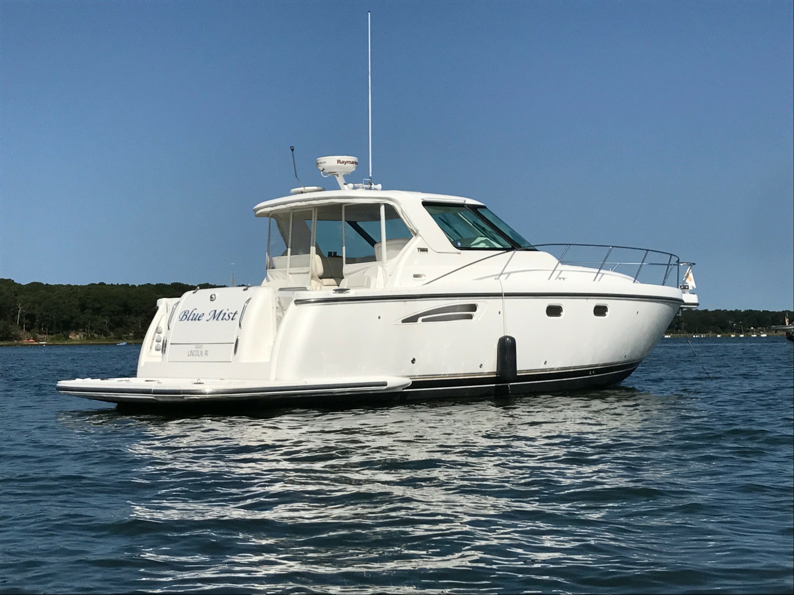 2007 Tiara Yachts 3600 Sovran 36 ft yacht for sale in Narragansett, Rhode Island
