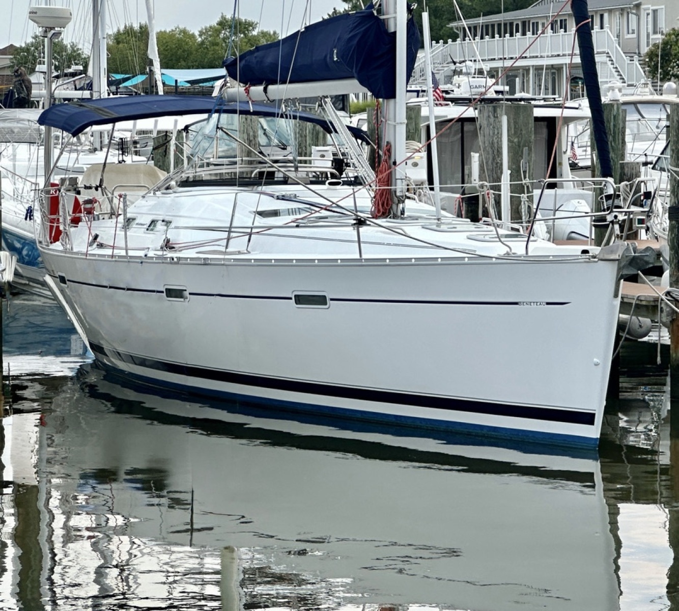 2004 Beneteau 393 39 ft yacht for sale in Deale, Maryland