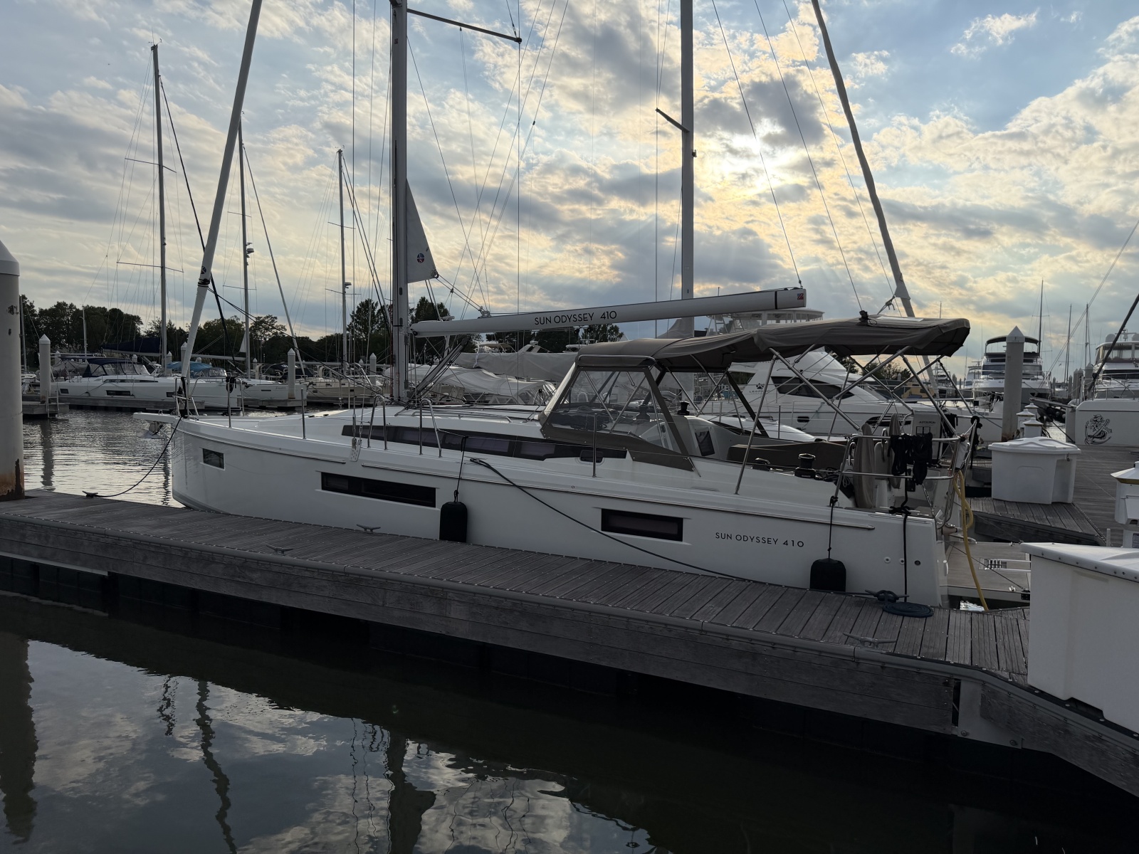 2024 Jeanneau Sun Odyssey 410 41 ft yacht for sale in Stevensville, Maryland