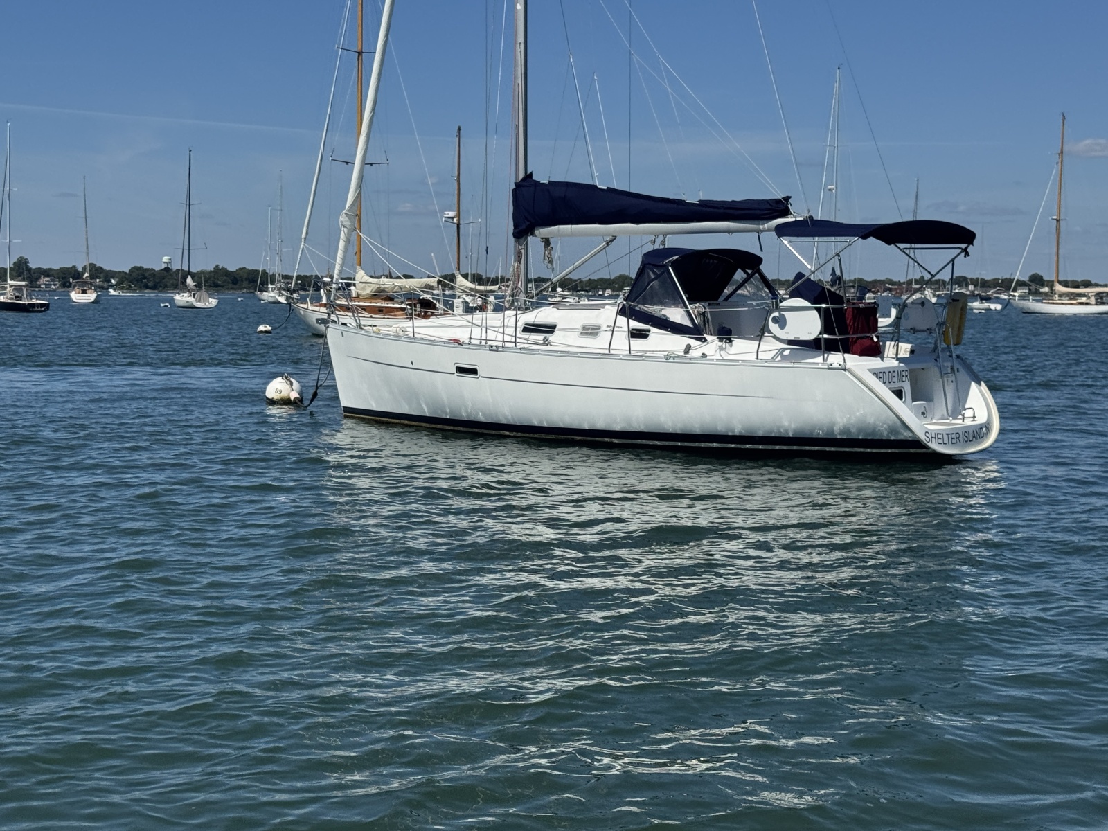 2004 Beneteau 33 ft yacht for sale in Shelter Island, New York
