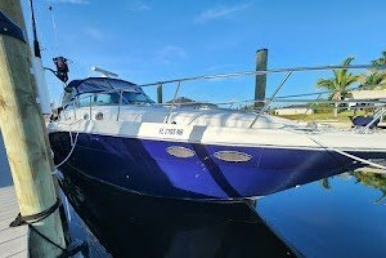 2004 Sea Ray 380 Sundancer 38 ft yacht for sale in Burnt Store Marina, Florida