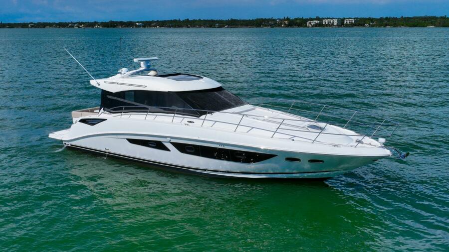 2016 Sea Ray 47 ft yacht for sale in Madeira Beach, Florida