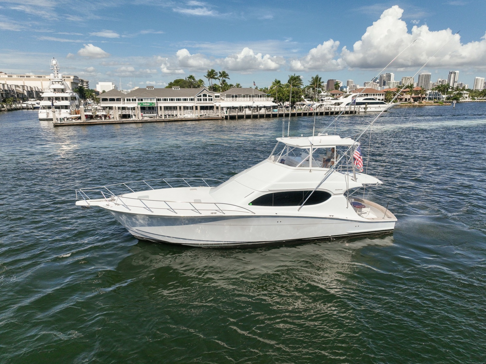 2007 Hatteras 54 ft yacht for sale in Fort Lauderdale, Florida