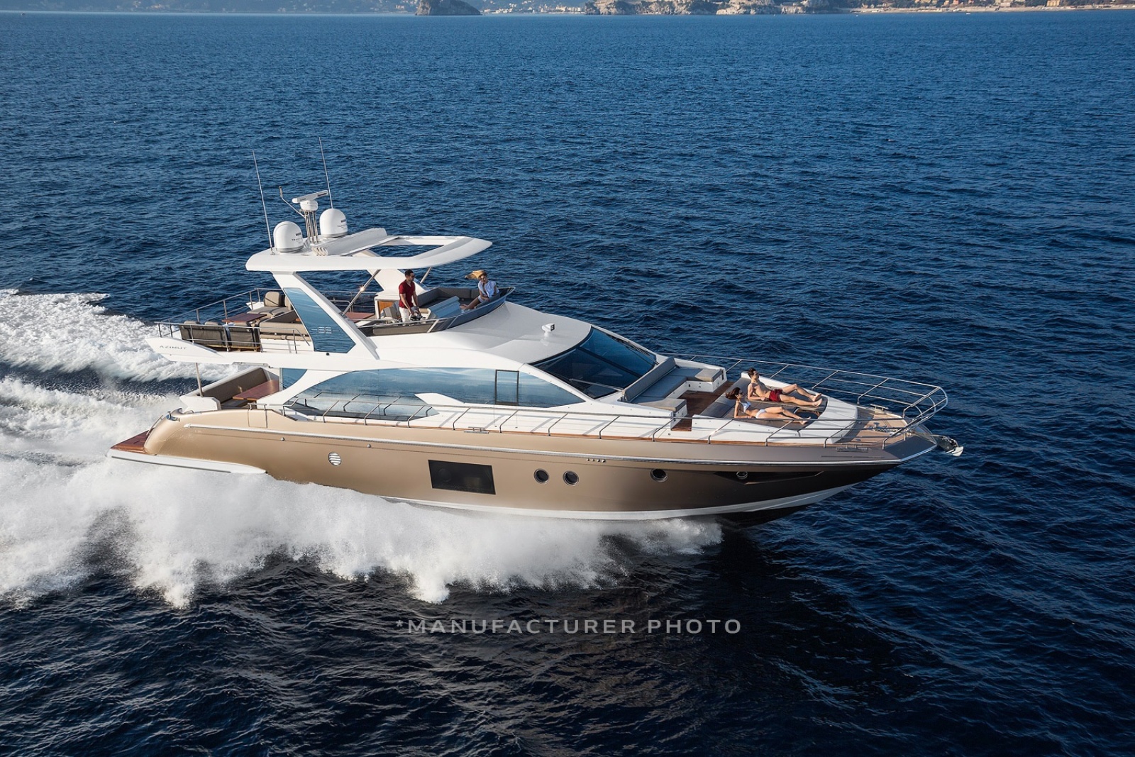 2018 Azimut Fly 66 ft yacht for sale in Miami, Florida