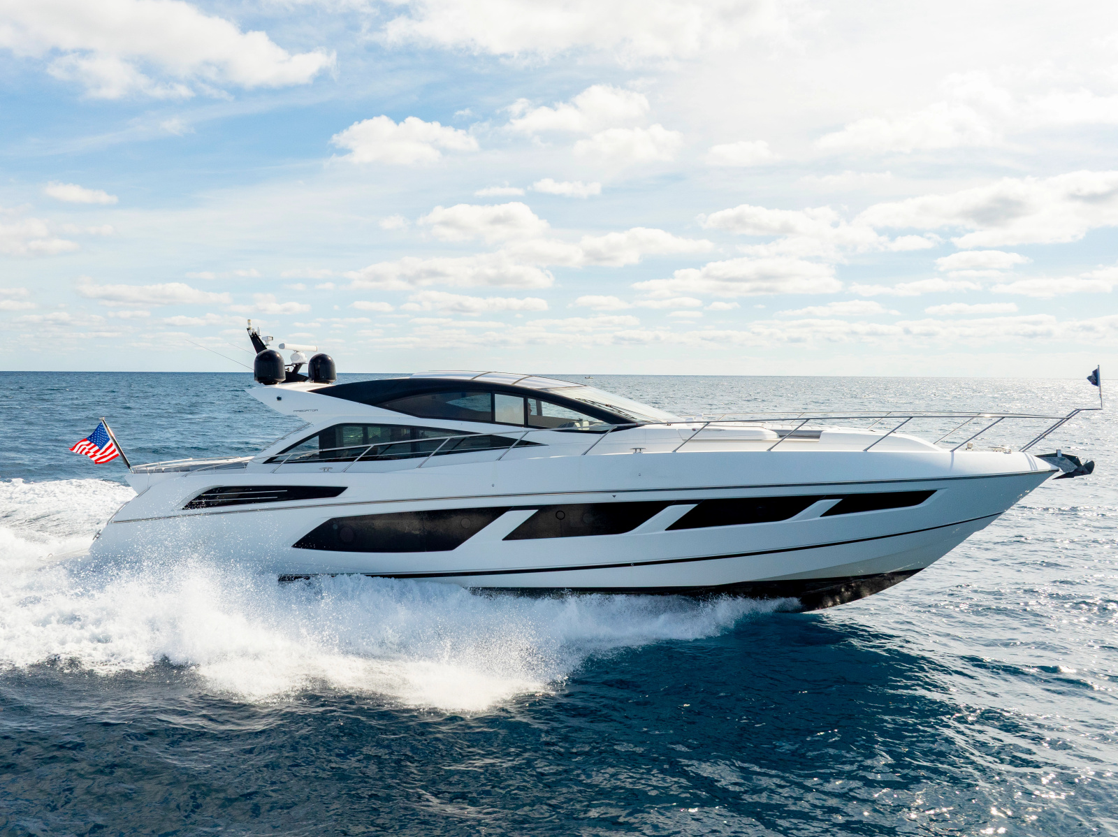 2018 Sunseeker 68 Predator 68 ft yacht for sale in Newport, Rhode Island