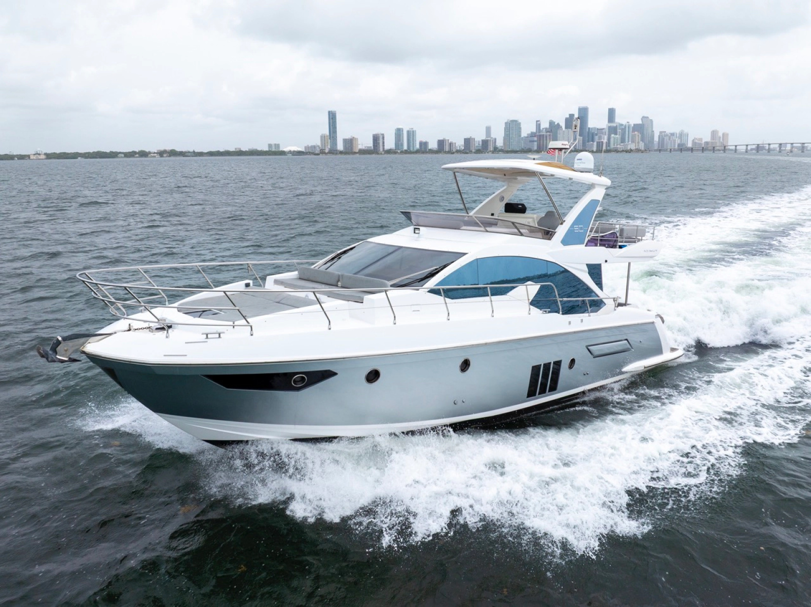 2016 Azimut 50 Fly 50 ft yacht for sale in Miami, Florida