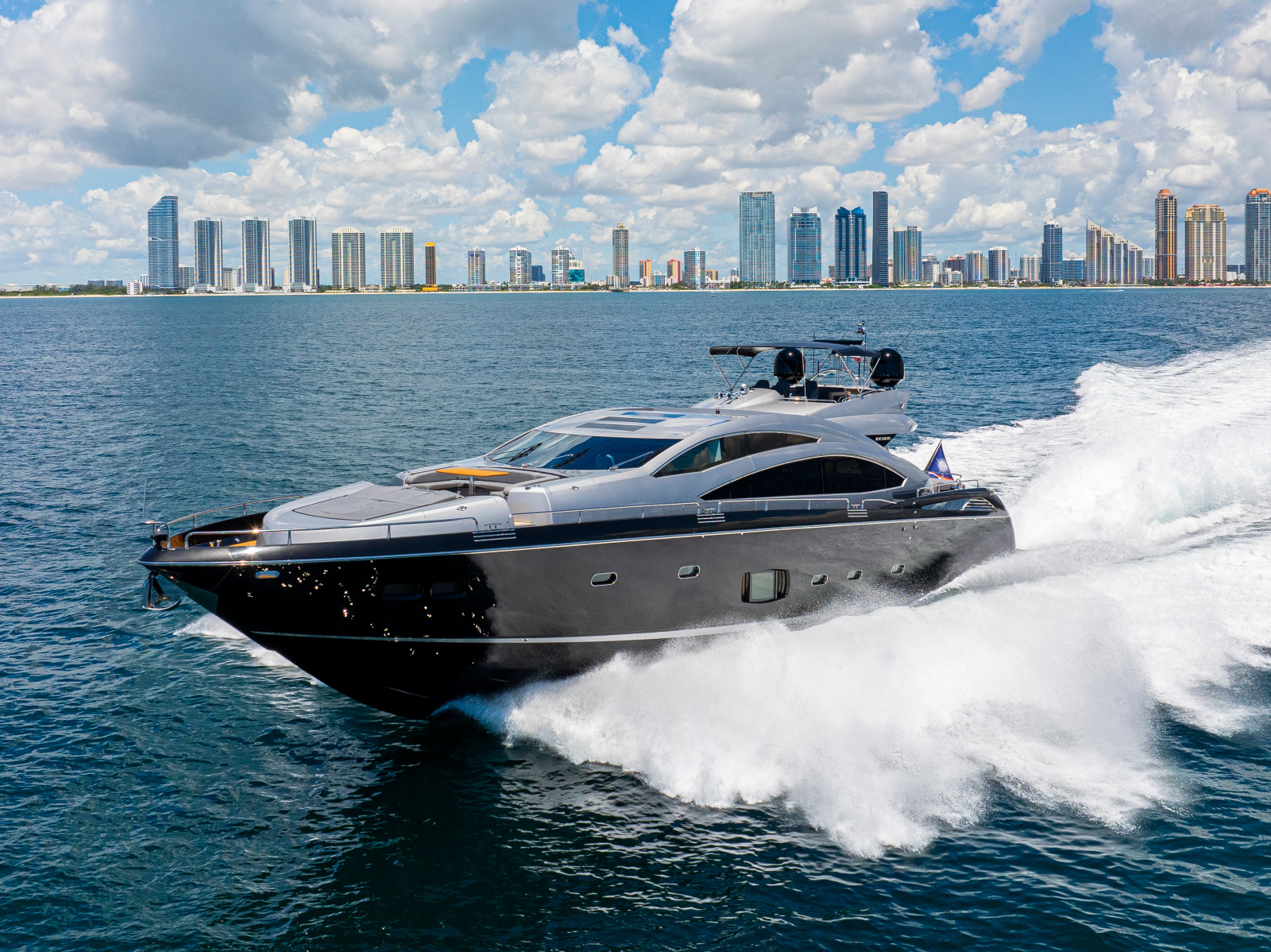 2010 Sunseeker Predator 84 84 ft yacht for sale in Fort Lauderdale, Florida