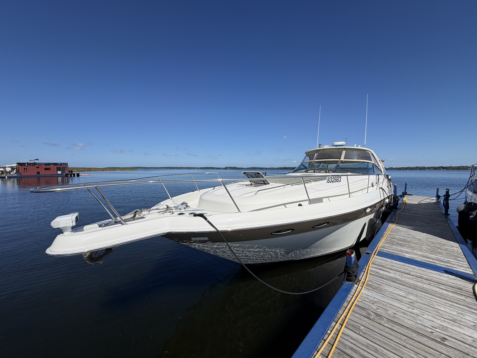 2001 Sea Ray 460 Sundancer — photo 1