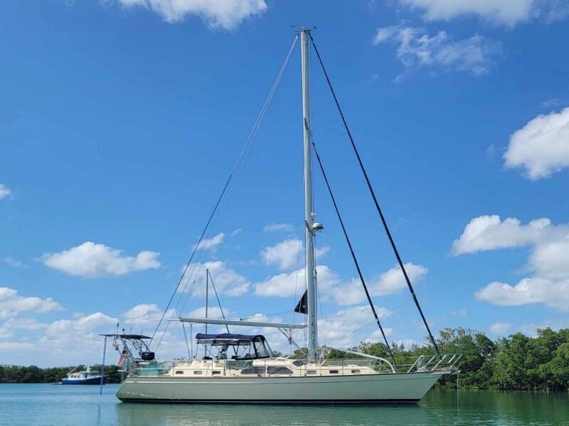 2005 Island Packet 485 — photo 1