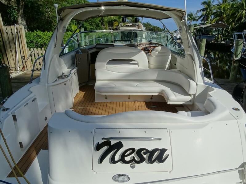 2001 Sea Ray 410 Sundancer — photo 1
