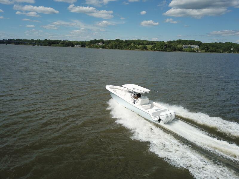 2022 Invincible 39 Open Fisherman — photo 1