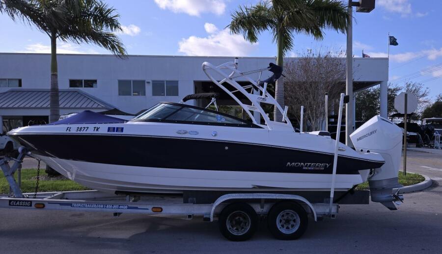 2023 Monterey M225 — photo 1