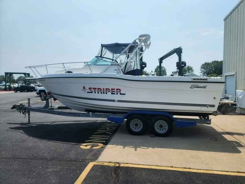 2000 Seaswirl Striper Striper 2600 WA — photo 1